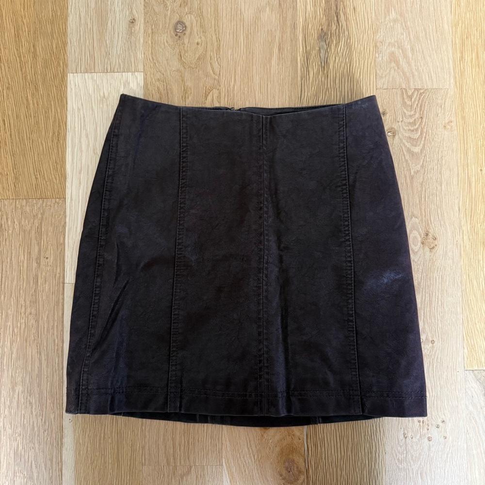 Free People Brown Faux Leather Skirt Size 2